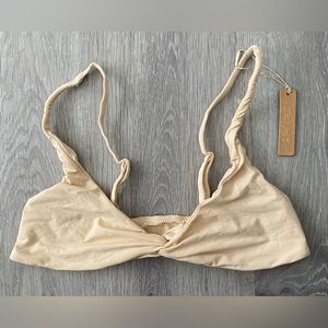 SKIMS Fits Everybody Skimpy Scoop Bralette Sand  Size Medium BR-SCN-0445
